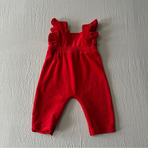 Baby Girls Red Ruffle Overalls Jumpsuit Romper Velour /Soft Material Size 3-6mos - Picture 2 of 6